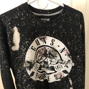 Guns & Roses Sweater